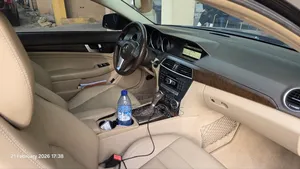 Mercedes-Benz C300 2011 Black