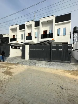 4bdrm Townhouse/Terrace in Sangotedo for sale