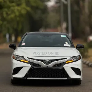 Toyota Camry XSE V6 FWD 2020 White