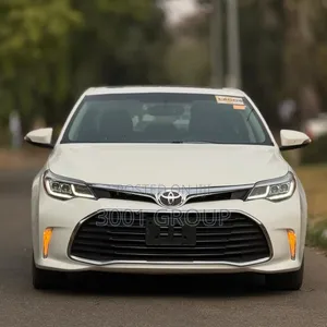 Toyota Avalon Touring Sedan FWD (3.5 6cyl 6A) 2017 White