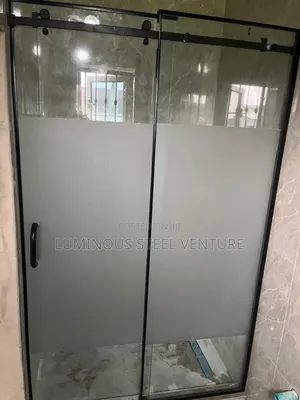 10mm Thick Toughened Safety Glass"
Matte Black Aluminium Profile