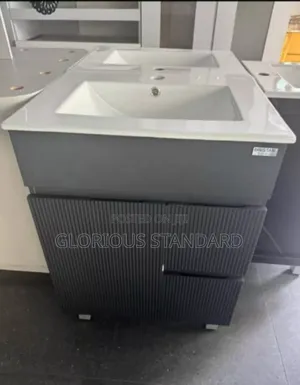High Quality Standing Wash Hand Basin
