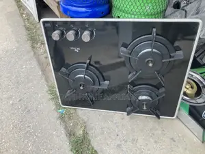 3 Burner Inbuilt Gas Cooker