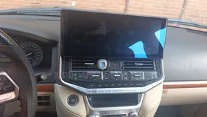Toyota Land Cruiser 2016-2022 Android Tesla
