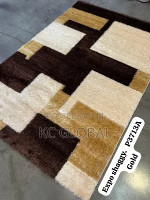 High Quality Center Rug Shaggy Available in 4/6 5/7