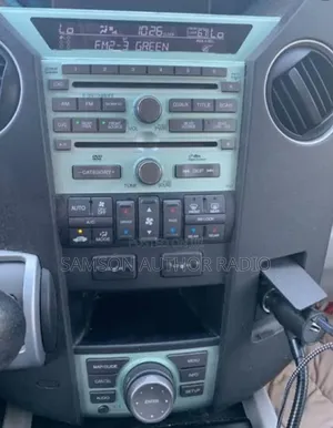 Factory Followcome Navigation Radio Honda Pilot 2012