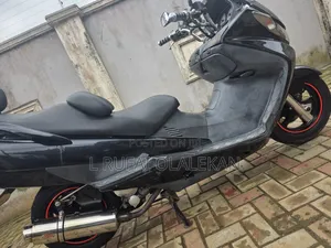 Suzuki Intruder 2009 Black