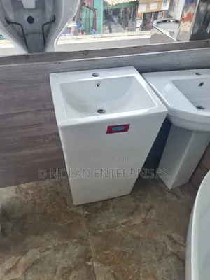 Modern Standing / Pedestal Wash Hand Basin