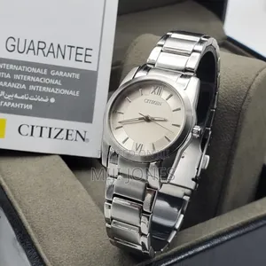 "Citizen Femme Chain Glam"