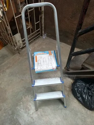3 Step Aluminum Ladder