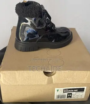 Unisex Ankle Boot