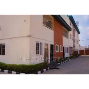 1 Bedroom Apartment For Short-let