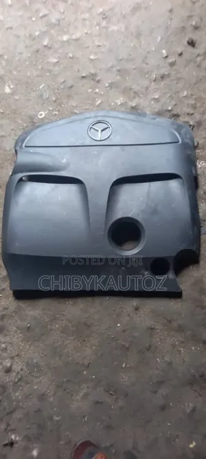 Engine Top Cover for Gla/Cla