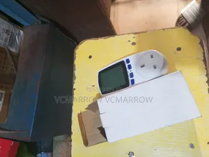 Digital Electricity Usage Monitor Plug,