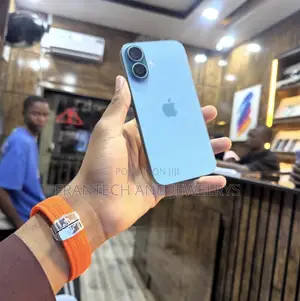 Apple iPhone 16 128 GB Blue