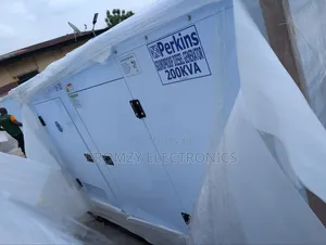 Perkins Diesel Soundproof Generator 2years Wty(200kva)100%Copper Coil