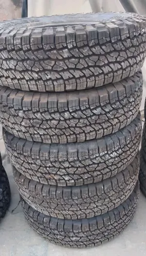 Is for Land Cruiser Prado and Toyota Hilux Tire Size 265 60 R18
