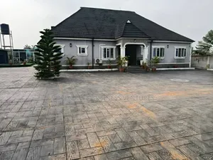 Furnished 4bdrm Bungalow in Eleyele for sale