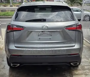 Lexus NX 200t FWD 2017 Silver