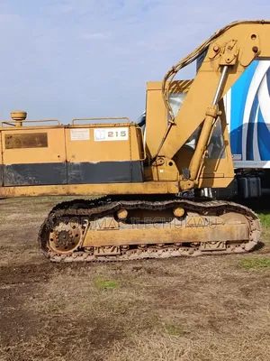 Excavator Caterpillar Double Pump Available In Apapa Lagos,