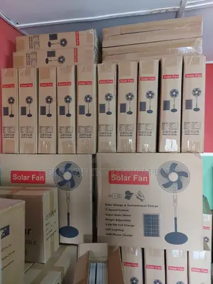 Rechargeable 16inch Solar Fan With Solar Panel and One Emergency Bulb