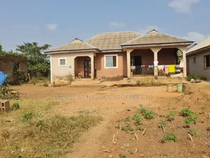 2bdrm Bungalow in Yotomi Estate, Obafemi-Owode for sale