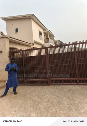 4bdrm Duplex in Guzape District for sale