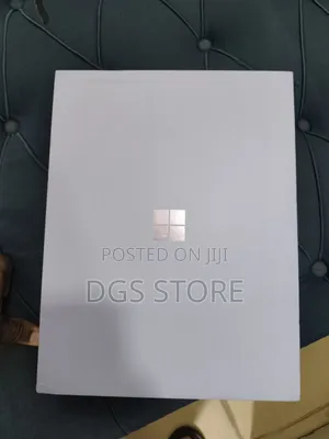 New Laptop Microsoft 16GB Qualcomm Snapdragon X Plus SSD 512GB