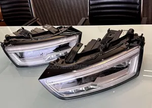 Set Of Head Light Audi Q3 2018