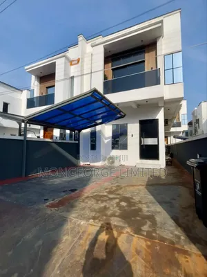 4bdrm Duplex in Chevron for sale