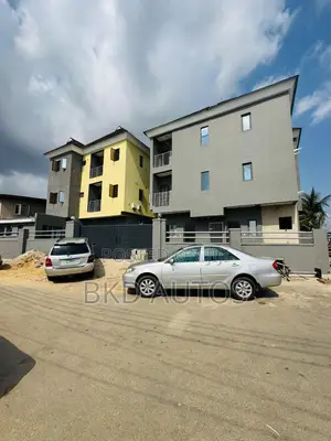 2bdrm Apartment in Ikeja for sale