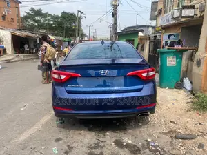 Hyundai Sonata Limited 4dr Sedan (2.0L 4cyl Turbo 6A) 2014 Blue