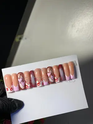 Custom Acrylic Press-on Nails in Abuja