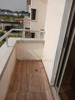 4bdrm Duplex in VGC / Ajah for rent