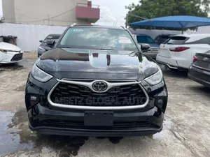 Toyota Highlander XLE AWD 2020 Black