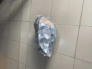 Mercedes Benz Headlight Ml 350 Model 2010