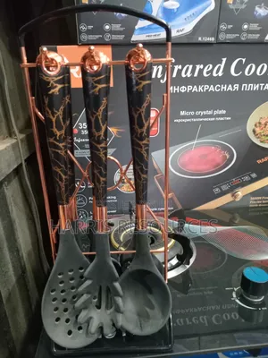 Heat Resistant Non Stick Spoons With Colorful Handles