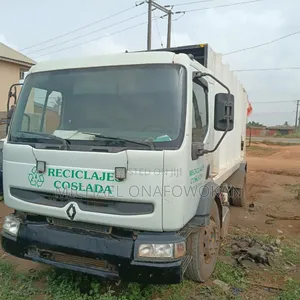 Renault Premium 1997 Compactor Truck