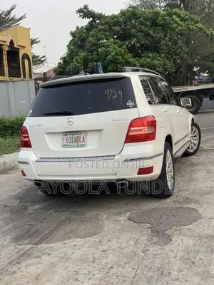 Mercedes-Benz GLK-Class 350 4MATIC 2012 White
