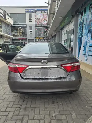 Toyota Camry SE 4dr Sedan (2.5L 4cyl 6A) 2017 Maroon