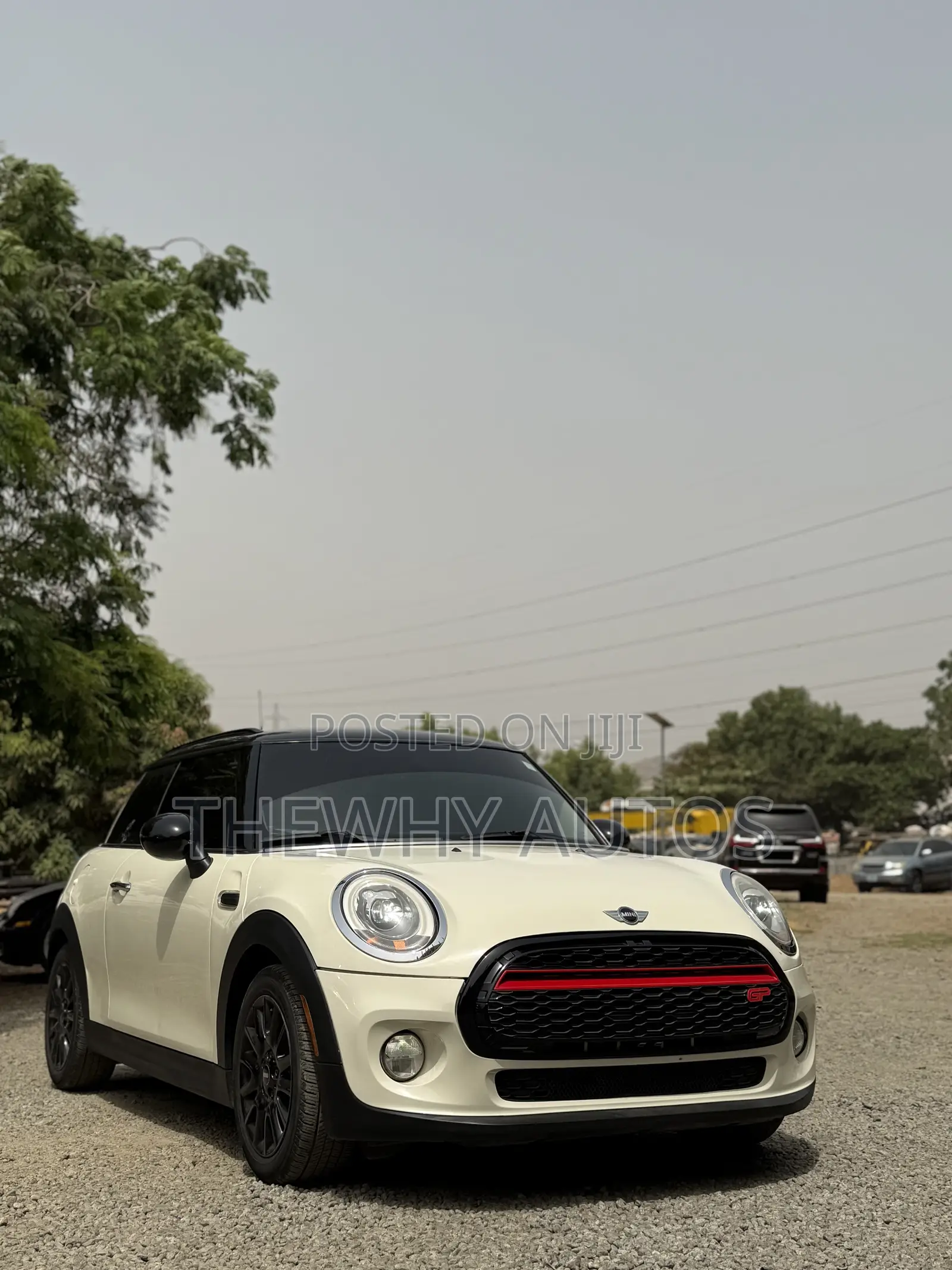 Mini Cooper 2017 Yellow