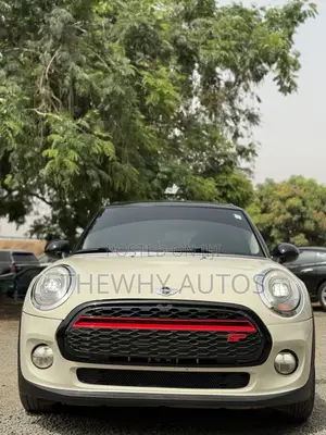 Mini Cooper 2017 Yellow