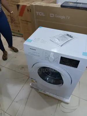 Modern Polystar 7kg White Front Loader
