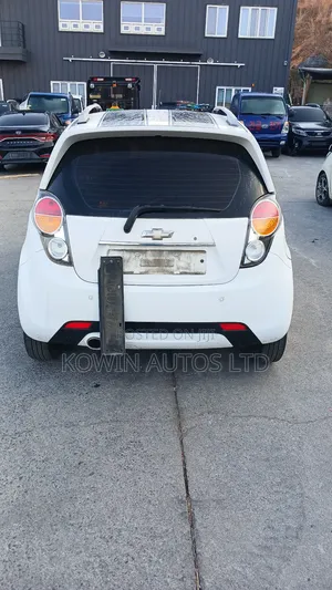 Chevrolet Spark 2012 White