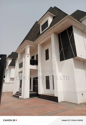 6bdrm Duplex in Efab Metropolis, Gwarinpa for sale