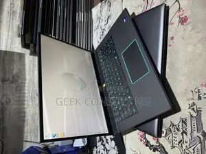 Laptop Dell Alienware M16 R2 16GB Intel Core Ultra 7 SSD 1T