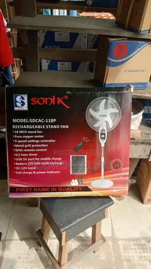 18 Inches Rechargeable Solar Fan