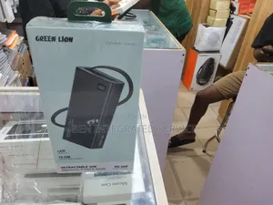 Ultimate Portable : Green Lion 35w Retractable 20000mah Power Bank