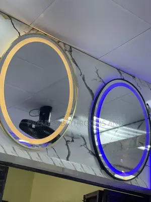 Mirror With Light 