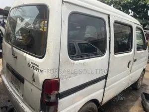 Suzuki Every 2004 White
